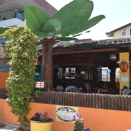 公寓式酒店 Safari N-4 *